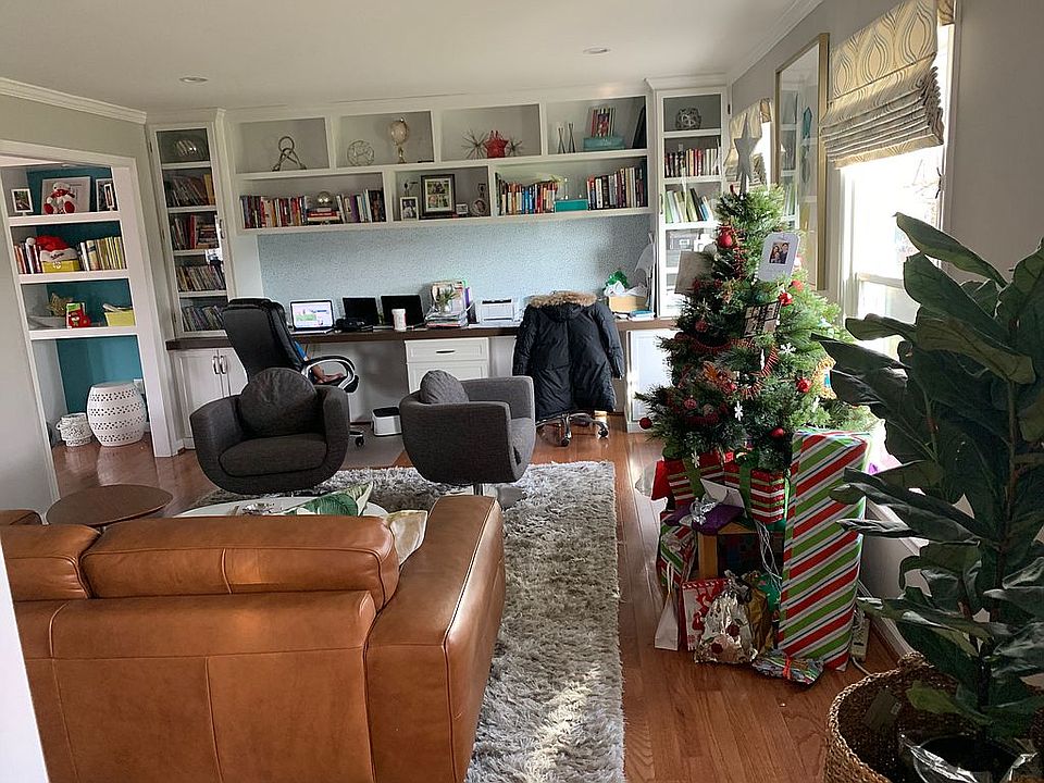 2nd image of 3502 Pecan Pl