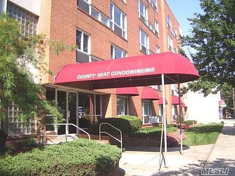 1st image of 205 Mineola Blvd