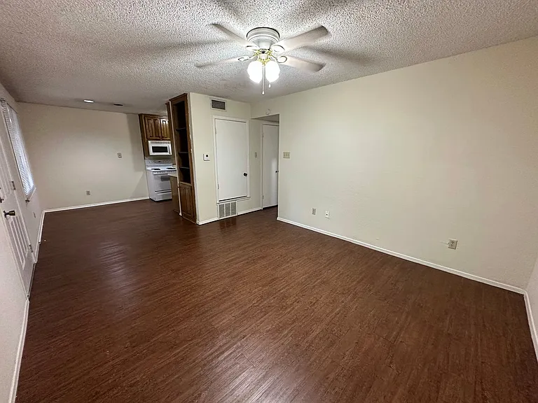 1421 S 12th St #209 — Photo 3