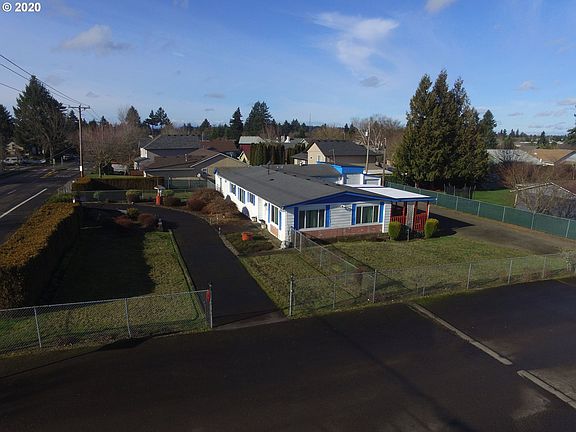 3rd image of 12816 NE 44th St