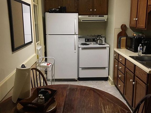 3rd image of 34 E Baltimore St APT 3