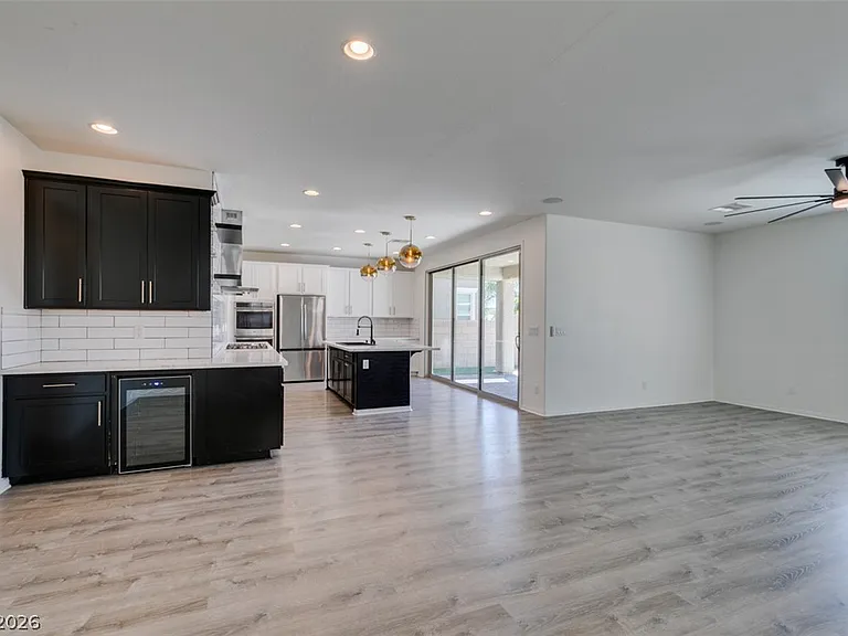 7405 Fleeting Joys Ave — Photo 16