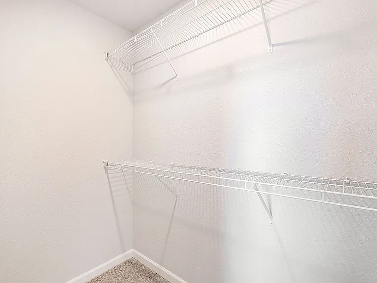 115 E Mason St — Photo 36