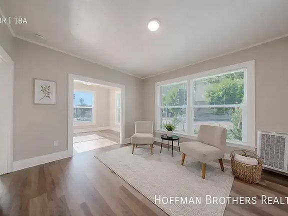 2nd image of 1800 N La Brea Ave APT 101