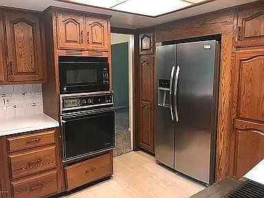 3rd image of 3832 Algansee Dr NE