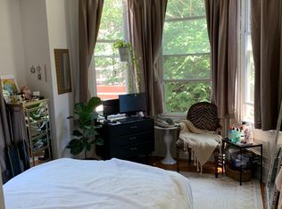 101 S 21st St #2R, Philadelphia, PA 19103