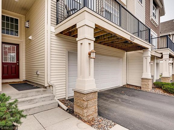 2nd image of 11846 Emery Village Dr #3305