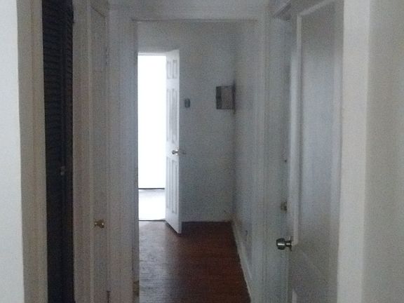 5th image of 2118 E Cheltenham Ave
