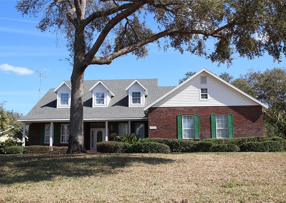 1st image of 34122 Park Ln