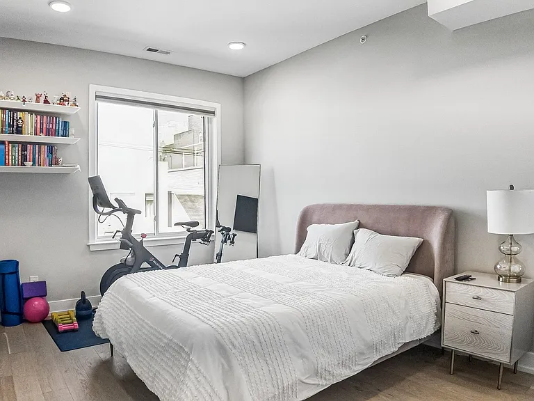 700 Moyer St — Photo 16