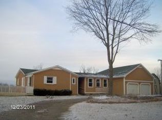 3681 Bigelow Rd, Howell, MI 48855