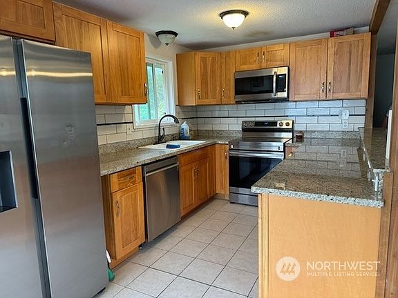 5th image of 3429 136th St SW APT 1
