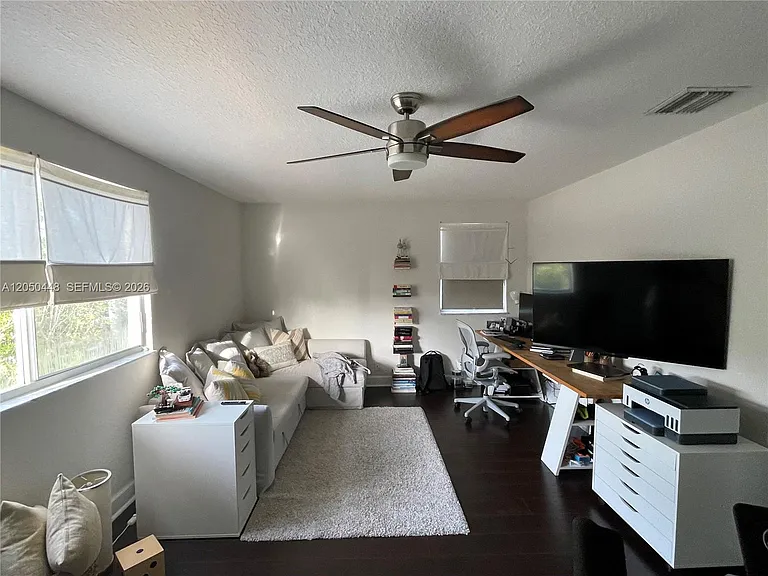 485 Silver Palm Way — Photo 32