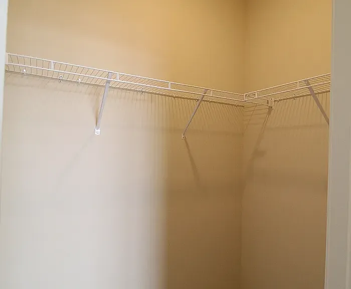 409 Halton Dr — Photo 32