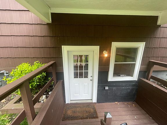 2nd image of 328 E Broadway APT A
