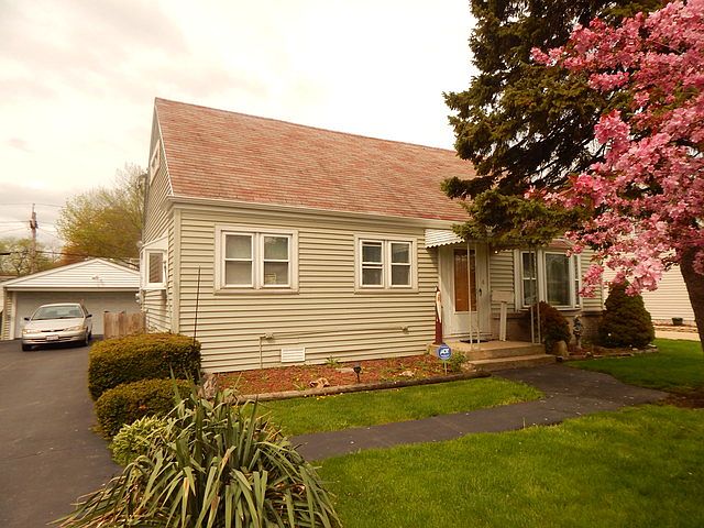 1st image of 836 N Roberta Ave