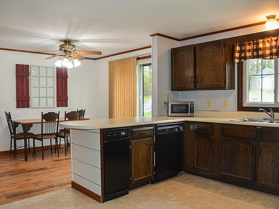 4th image of 531 Church Hill Road