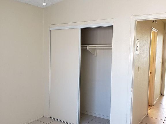 3rd image of 1354 Virginia Ave APT B