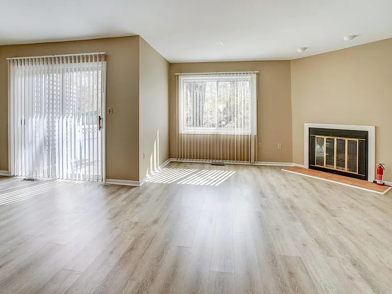 165 Pheasant Ln — Photo 27