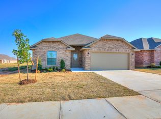 9428 Nw 89th St., Yukon, OK 73099