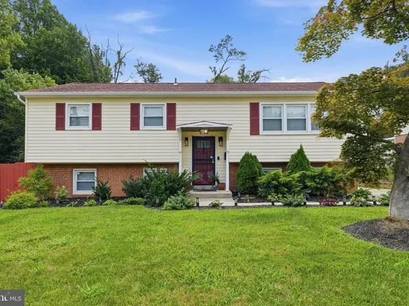 414 Quarry Ave, Capitol Heights, MD 20743