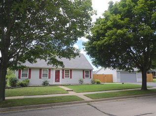 6420 53rd Ave, Kenosha, WI 53142