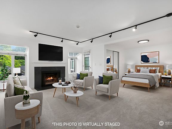 2nd image of 7342 W Lake Sammamish Parkway NE #3-204