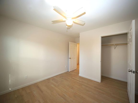 4th image of 6709 Greenhurst St #B