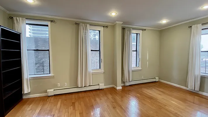 Rented by Corcoran | media 7