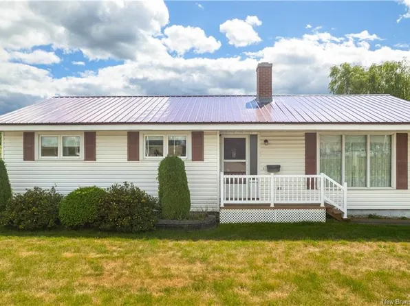 10 170th Rte, Saint Stephen, NB E3L 2Y8