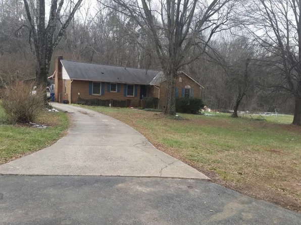 3302 Paula Cres, Charlotte, NC 28216