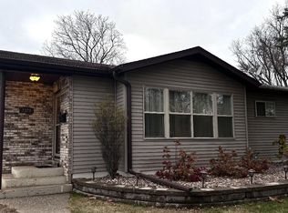 2320 Losey Blvd S, La Crosse, WI 54601