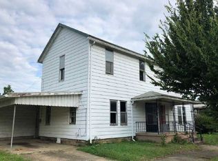 121 2nd St, Saint Marys, WV 26170