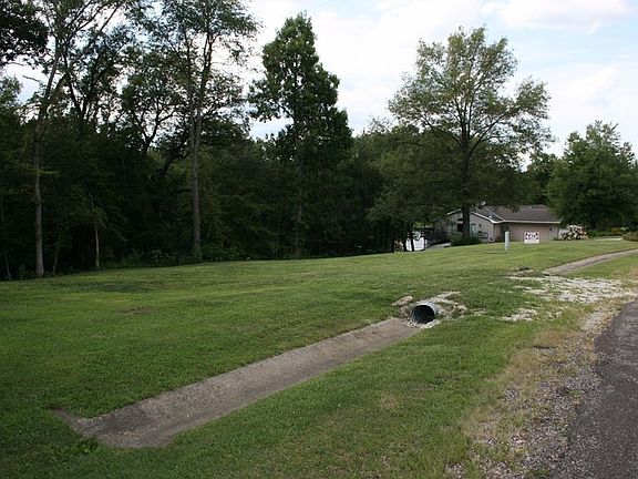 Additional lots
						:
						Cleared for building a house with remaining wooded