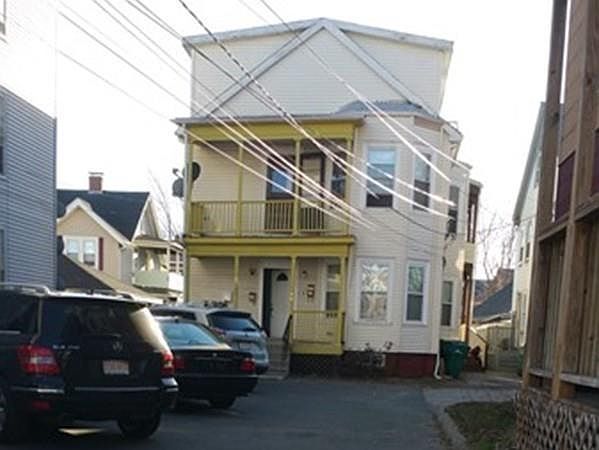 2nd image of 44 R Park St