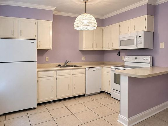 3rd image of 7522 Benjamin St APT 110