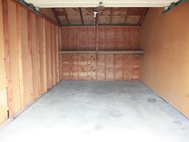 4304 N Crown Ave — Photo 8