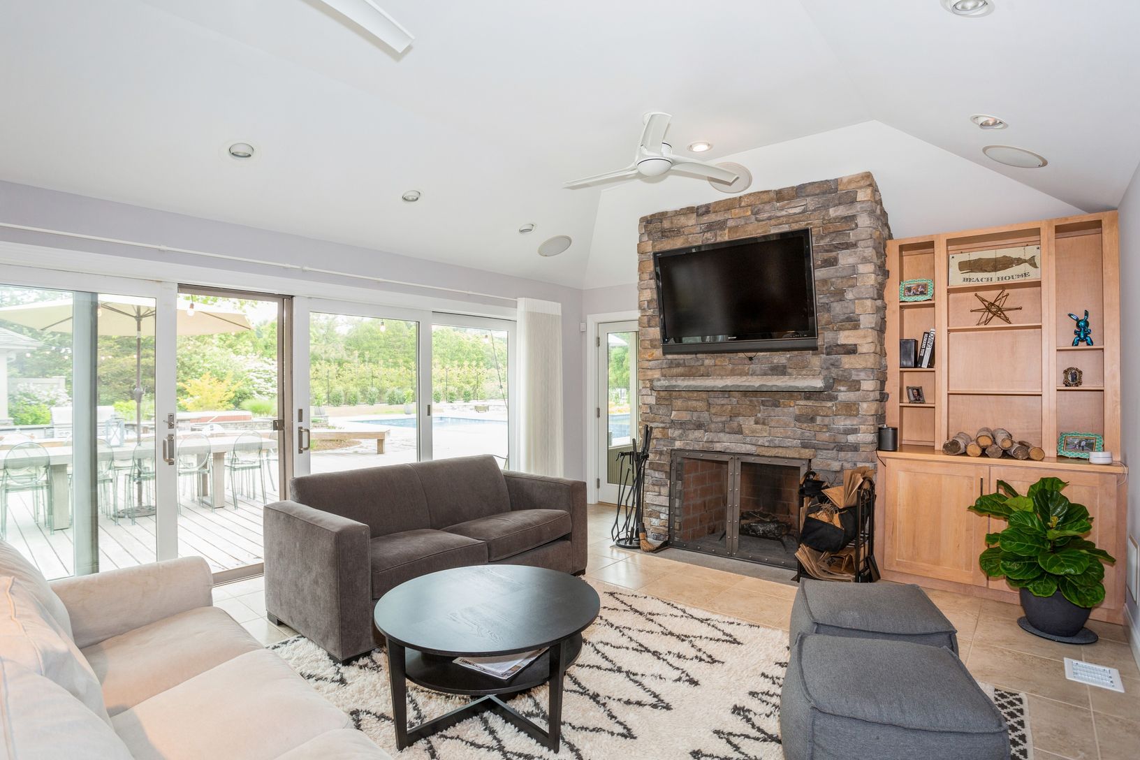 Living room with glass doors to the outside