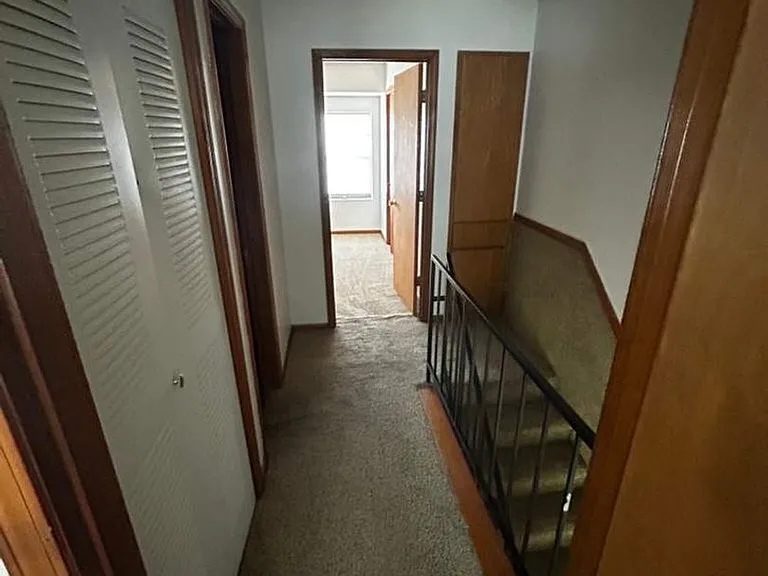 1230 S Jackson St — Photo 10