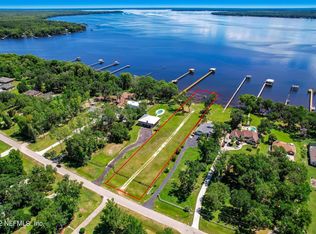 5621 Dianthus St, Green Cove Springs, FL 32043