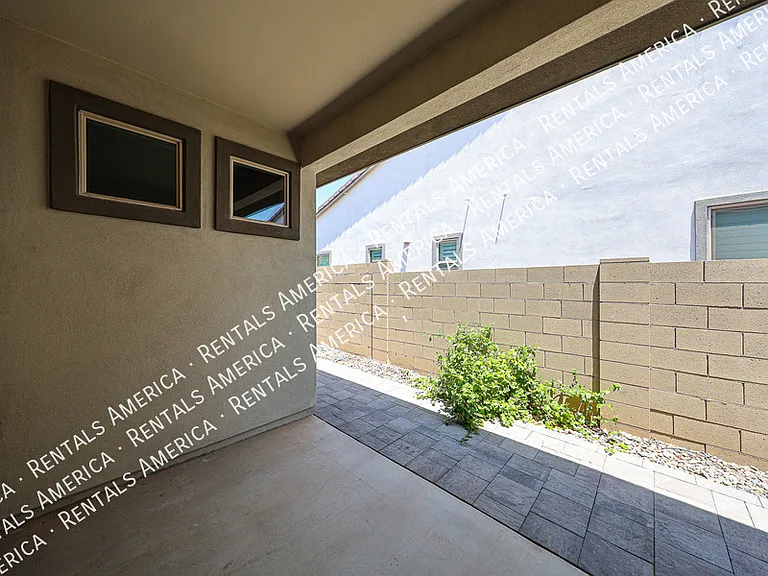 1530 E San Carlos Way — Photo 75