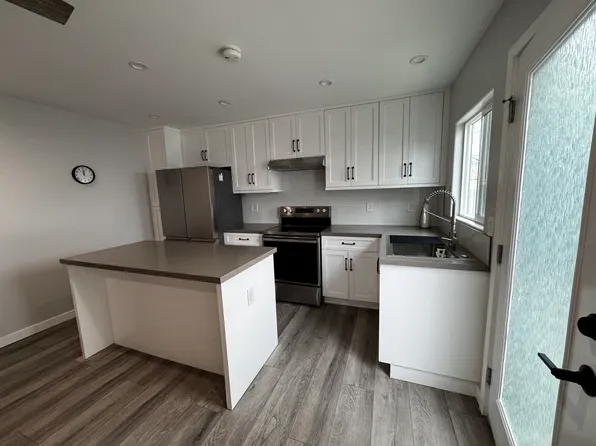 (undisclosed Address), Oceanside, CA 92056