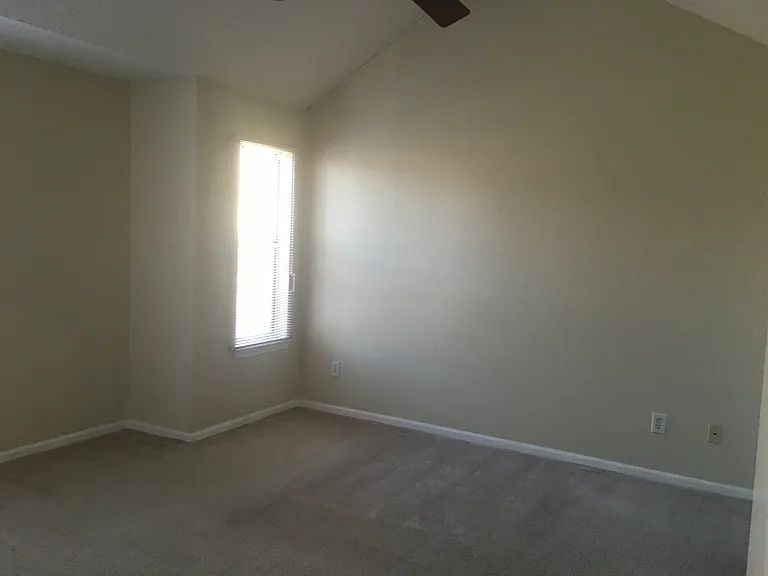 4689 Shallowford Cir — Photo 10