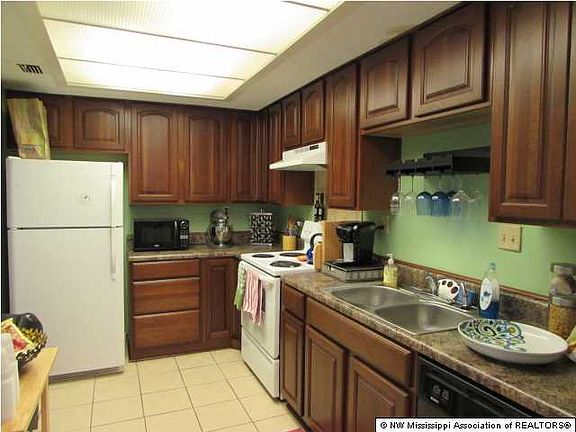 2nd image of 4780 Towering Oaks Dr