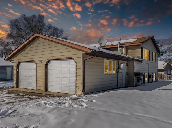 812 12th St W, Hastings, MN 55033