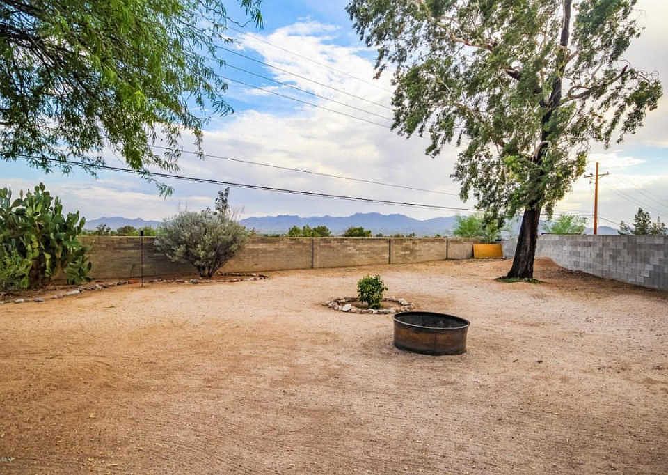 1st image of 6431 N Lena Pl