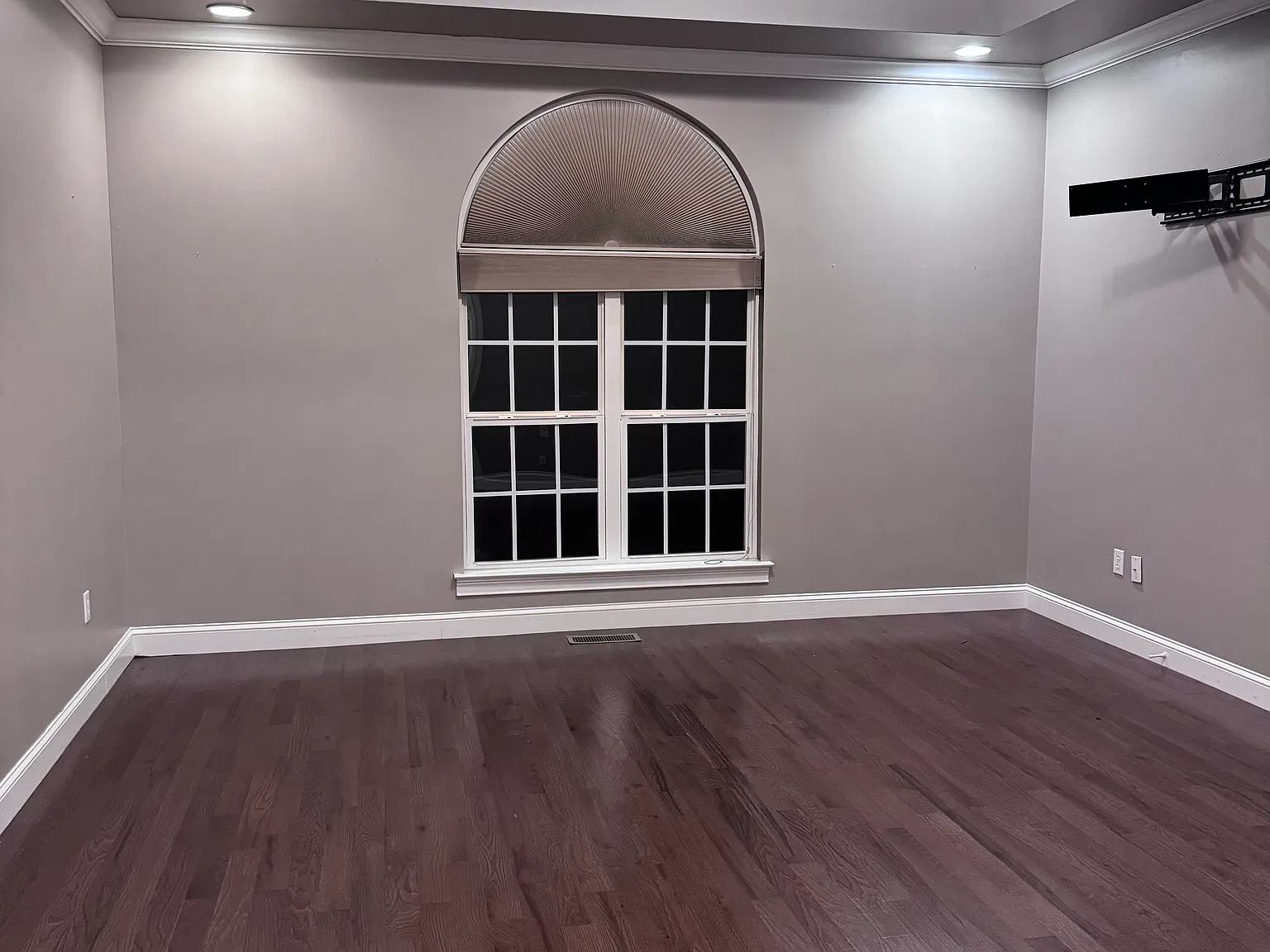 3 bed, 1790 sqft, $2,000 — Photo 4