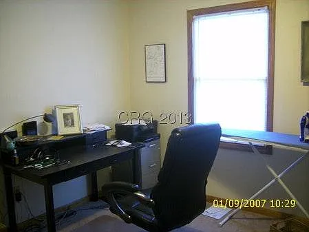 195-197 Newton St #4 — Photo 5