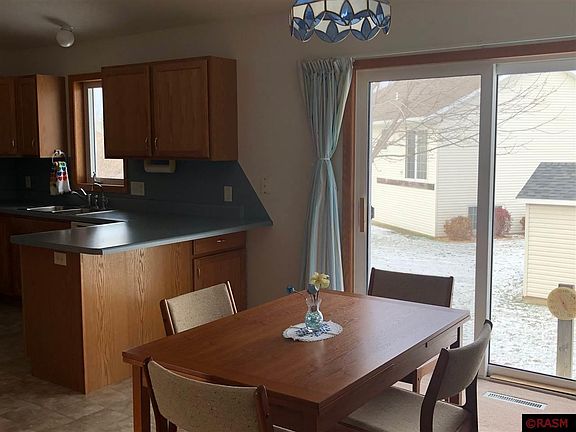 5th image of 121 Spyglass Dr