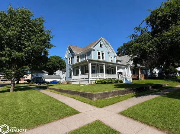 1025 S 7th St, Burlington, IA 52601